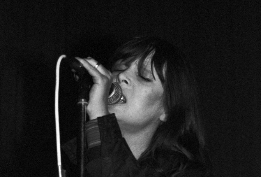 Is Nico Robin Stronger Than Levi Ackerman in a Hypothetical Matchup?